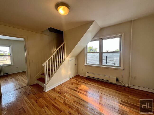 Building Photo - EAST 48 STREET