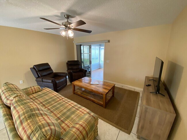 Building Photo - SEASONAL RENTAL or ANNUAL LEASE in The Village of Duval 2 Beds, 2 Bath + den home, Pets OK.