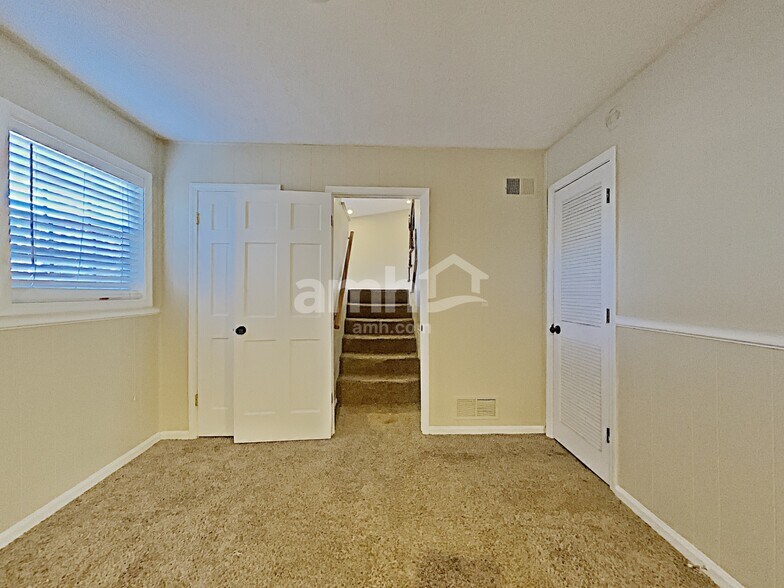 Building Photo - 3182 Fireplace Trl