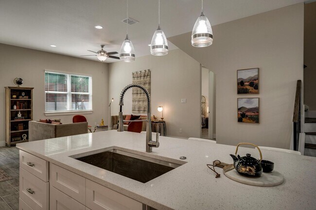 Building Photo - 4-BEDROOM LUXURY NEW CONSTRUCTION