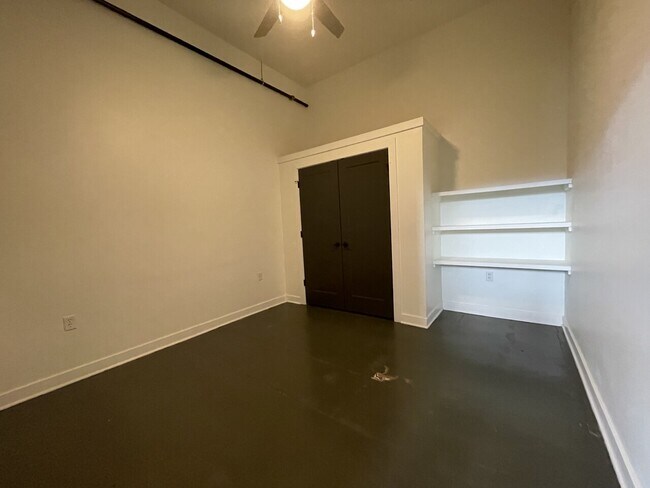 Building Photo - Culpeper Lofts - Building B