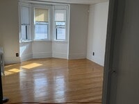 Building Photo - 1517 11th Ave S