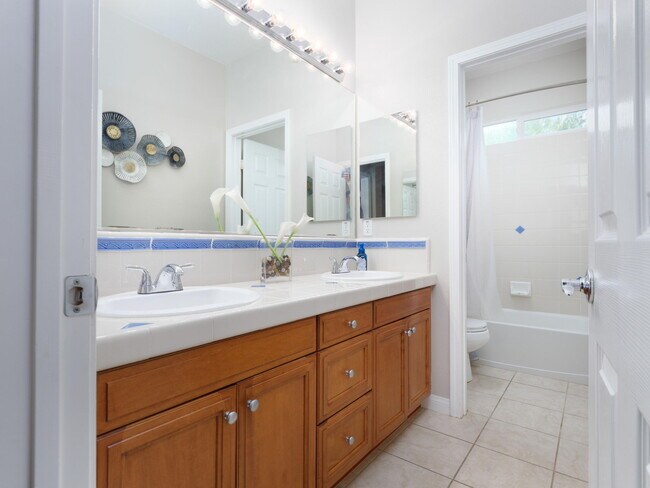 Building Photo - 29158 Black Pine Way