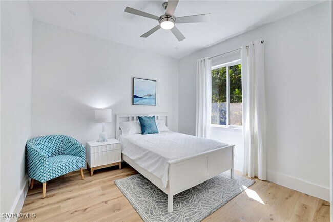 Building Photo - 2515 Royal Palm Ct