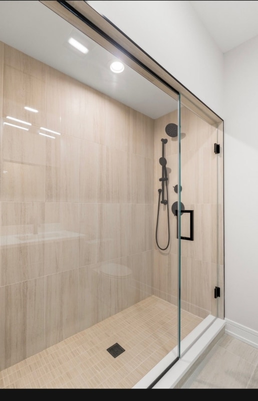 Building Photo - 5006 S Prairie Ave