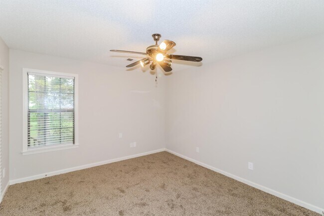 Building Photo - 7257 Nautical Cove