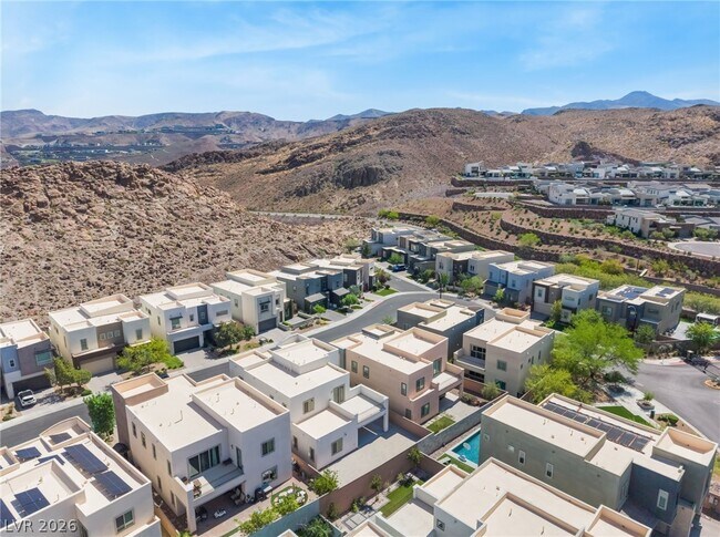 Building Photo - 813 Horizon Canyon Dr