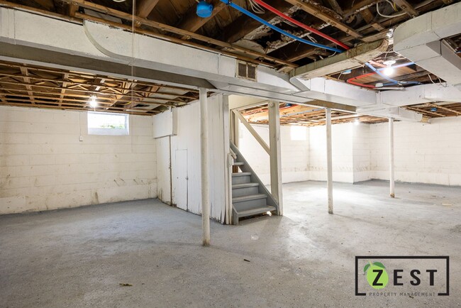 Building Photo - OPEN HOUSE SATURDAY DECEMBER 21st 10am to ...