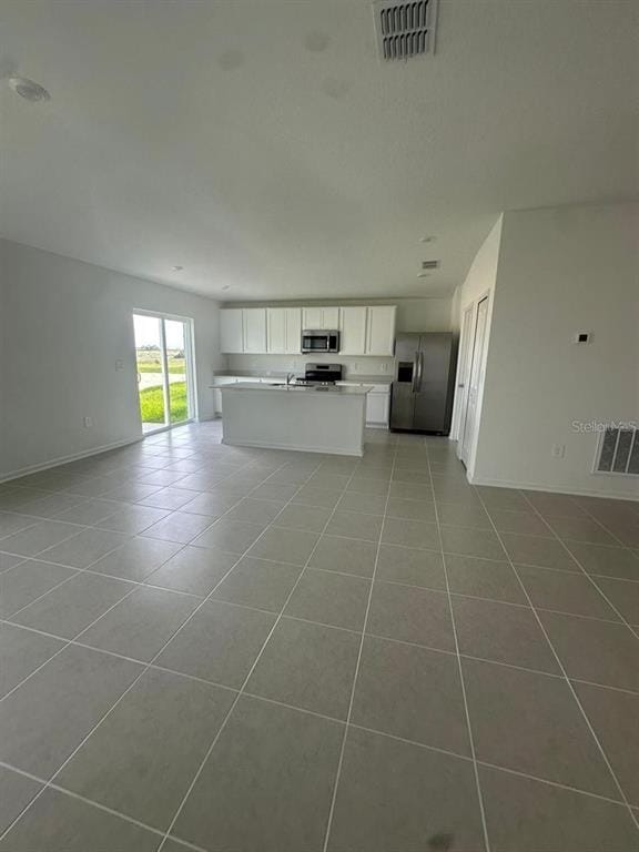 Building Photo - 2366 McKinley Dr