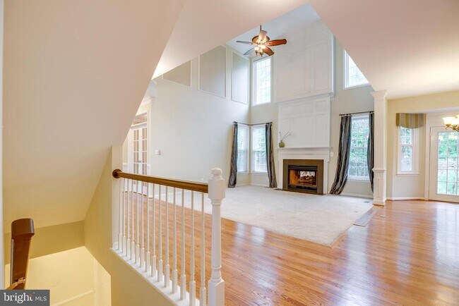 Building Photo - 5105 Claybank Ln