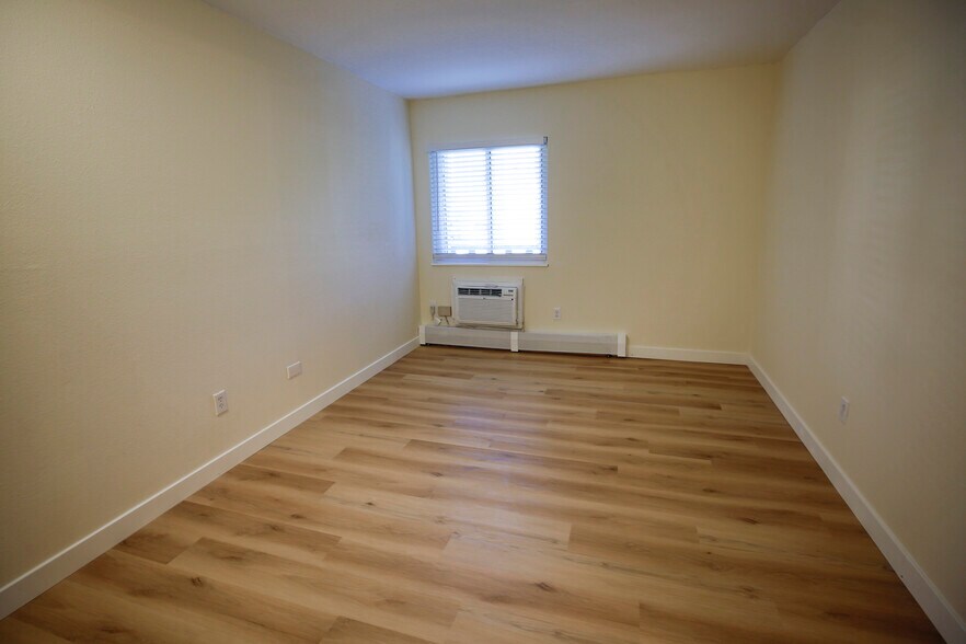 Building Photo - 3120 Corona Trl