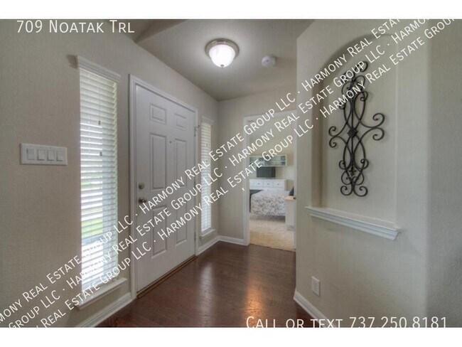 Building Photo - 709 Noatak Trail