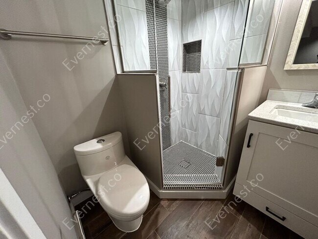 Building Photo - 4891 W Chippewa Dr