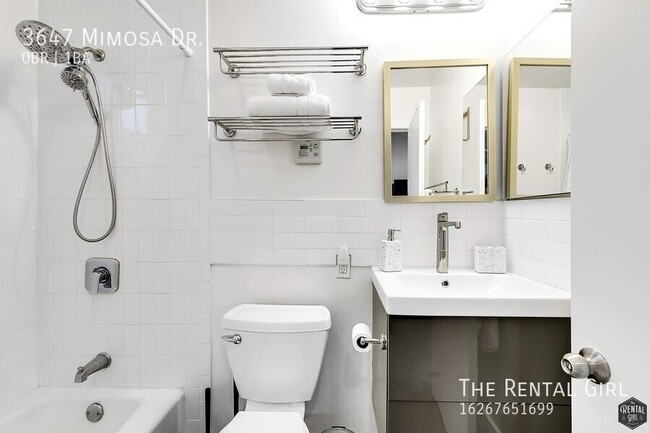 Building Photo - 3647 Mimosa Dr