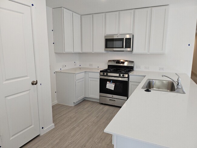 Building Photo - 9144 Luciano Pl