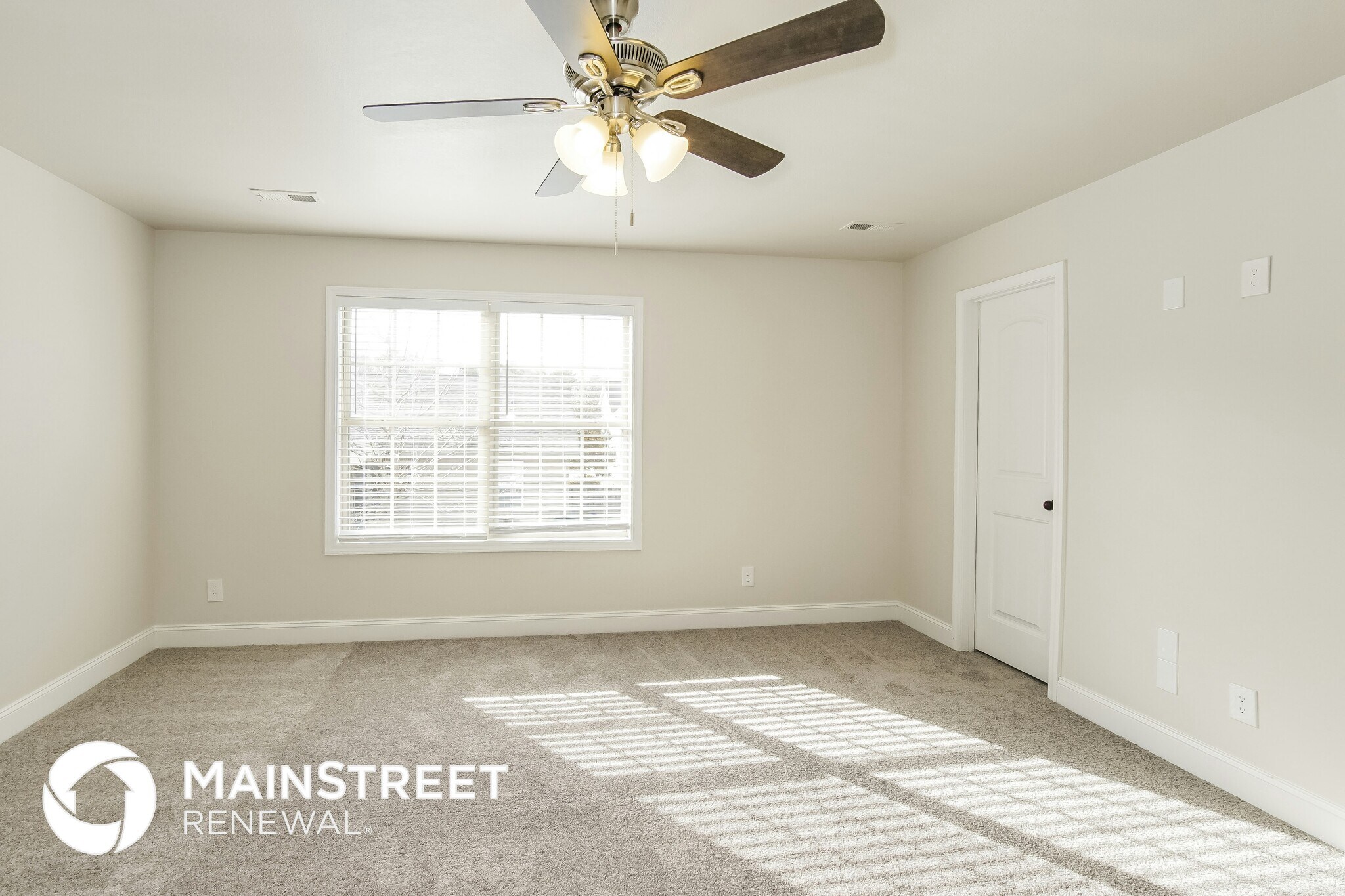 Building Photo - 7213 Deer Springs Way