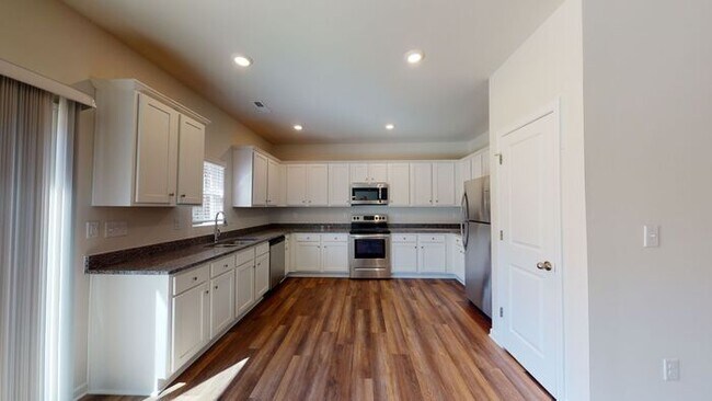 Building Photo - ONE MONTH FREE RENT!! New home in Albemarl...