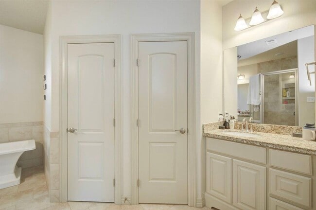 Building Photo - 57 Red Maple Ct