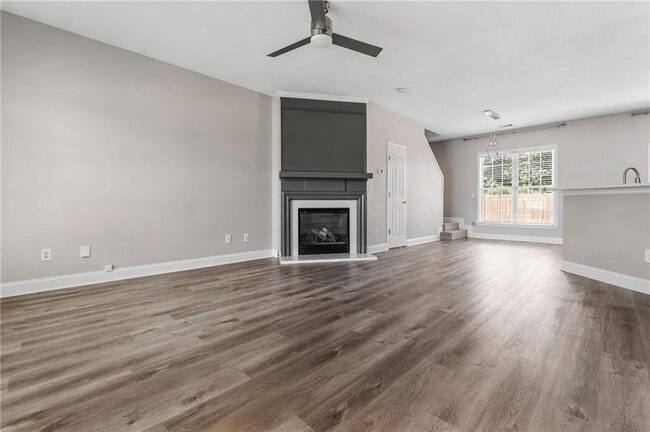 Building Photo - 1681 Heyford Cir NW