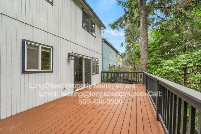 Building Photo - 7246 NE Shaleen St