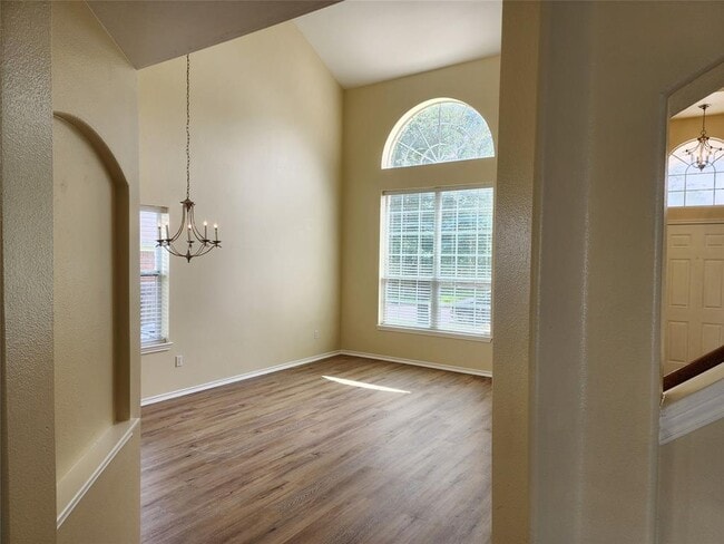 Building Photo - 3629 Hawk View St