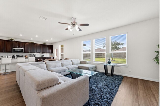 Building Photo - 24231 Prairie Glen Ln