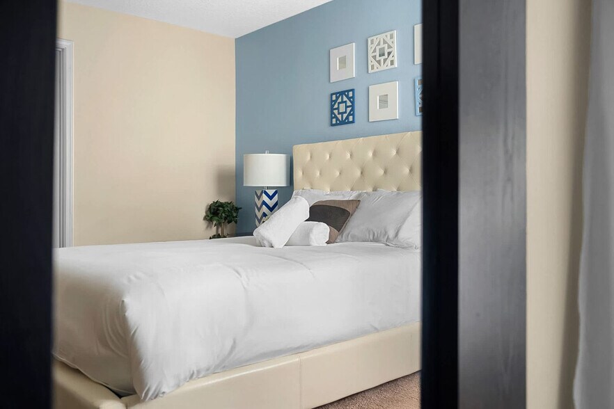 Building Photo - 1520 Moon Valley Dr