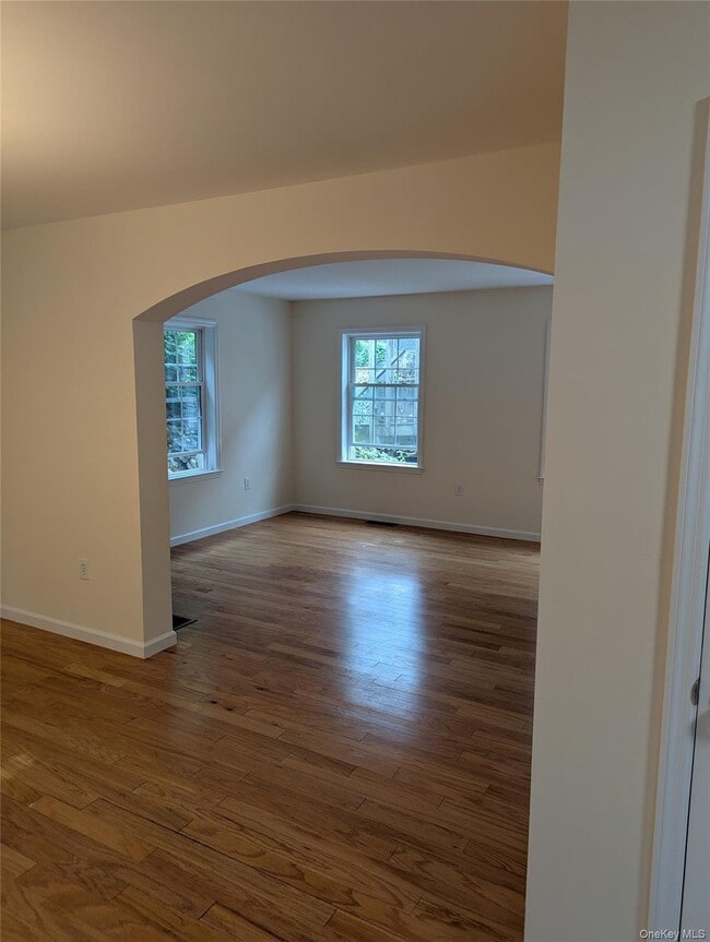 Building Photo - 126 Nethermont Ave