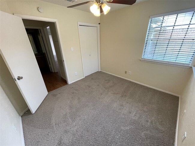 Building Photo - 2504 Howellwood Way