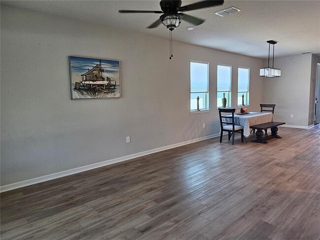 Building Photo - 3776 Maxwell Park Dr