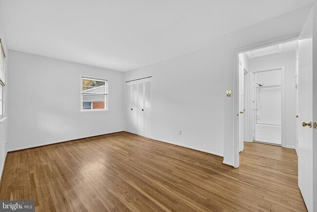 Building Photo - 13719 McGill Dr