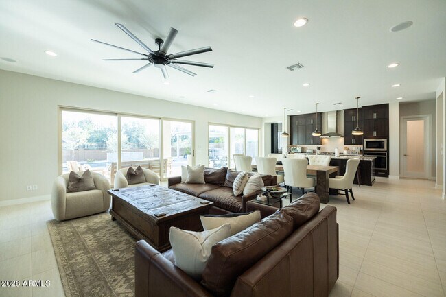 Building Photo - 23045 E Via Las Brisas