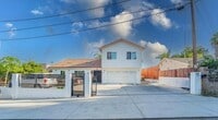 Building Photo - 330 Plaza De Benito Juarez