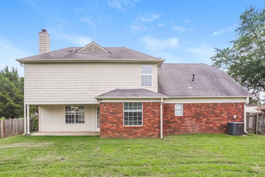 Building Photo - 6722 Finch Rd