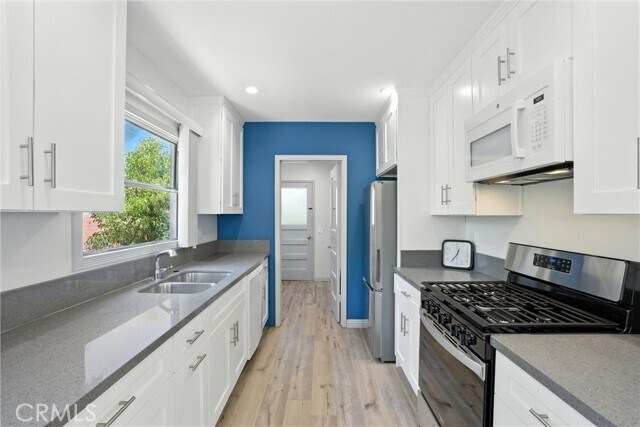 Building Photo - 10416 Fairgrove Ave
