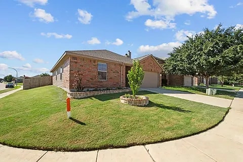 Building Photo - 701 Santa Rosa Dr