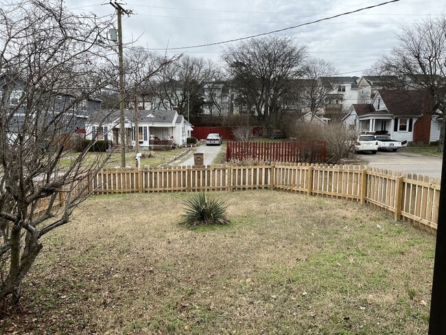 Building Photo - 2916 Morningside Dr