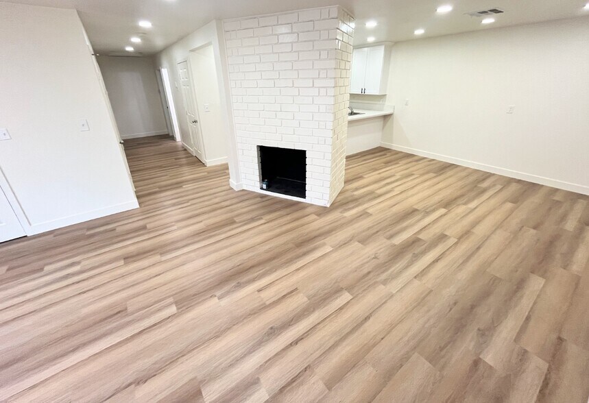 Building Photo - 1417 Pennsylvania Ave