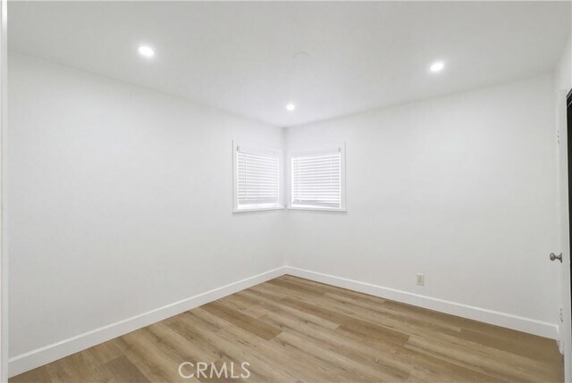 Building Photo - 2818 W Bridgeport Ave