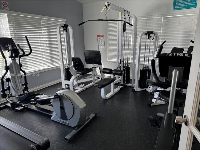 Building Photo - 17500 NW 67th Pl