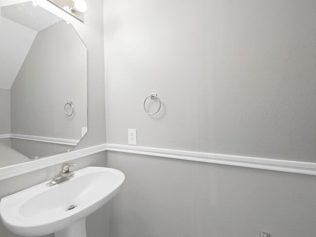 Building Photo - 22 Verbena Bend Pl