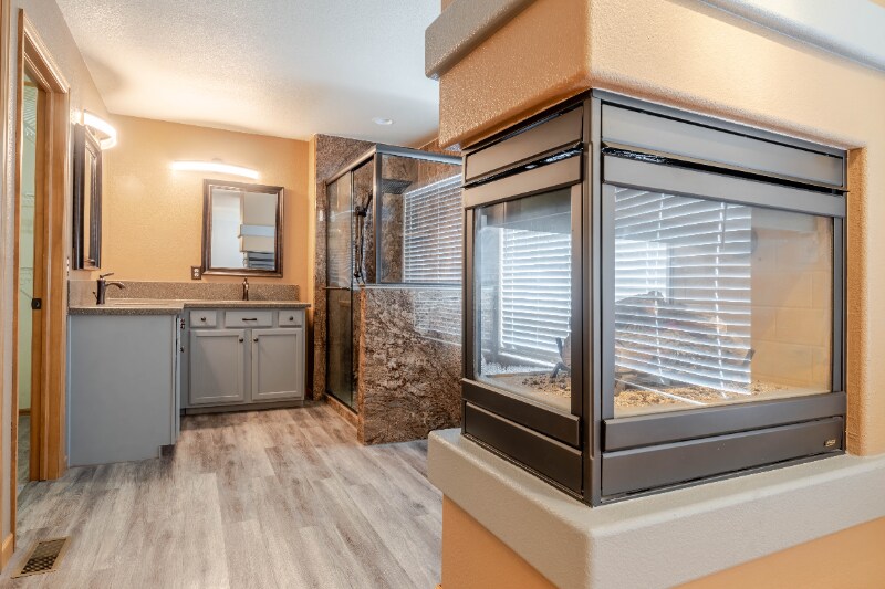 Building Photo - 11960 Conestoga Trail S