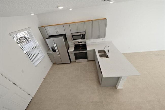 Building Photo - 8744 Daybreak St