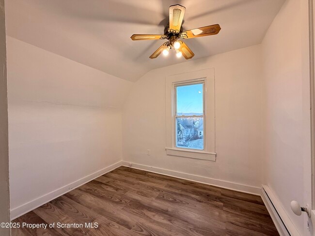 Building Photo - 1104 Dartmouth St