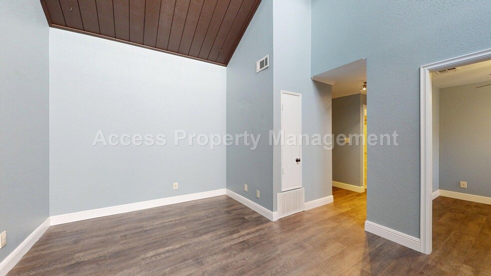 Building Photo - 2900 Andre Ln