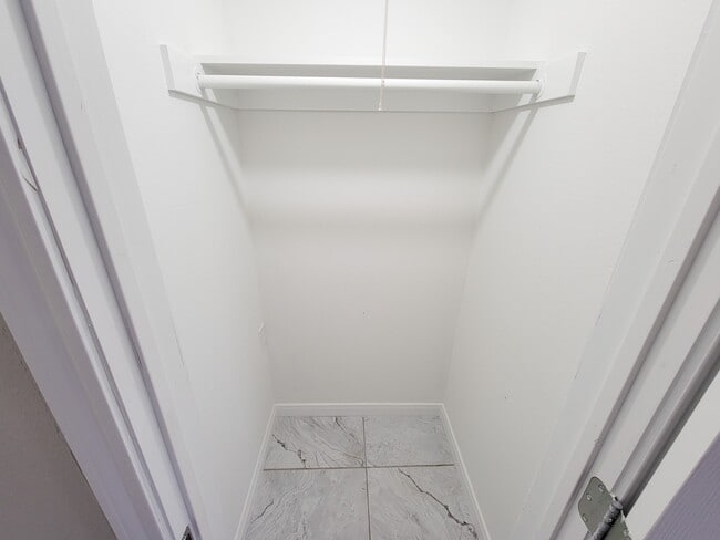 Building Photo - 3206 Lobit Dr