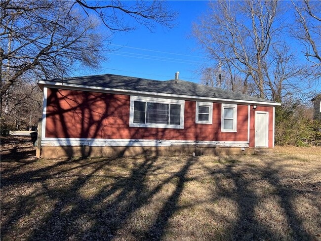 Building Photo - 2301 W Wedington Dr