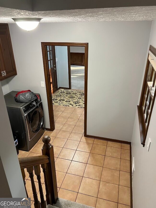 Building Photo - 5741 Wolf Laurel Dr SW