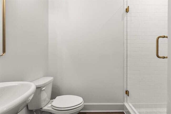 Building Photo - 1274 Longreen Ter NW