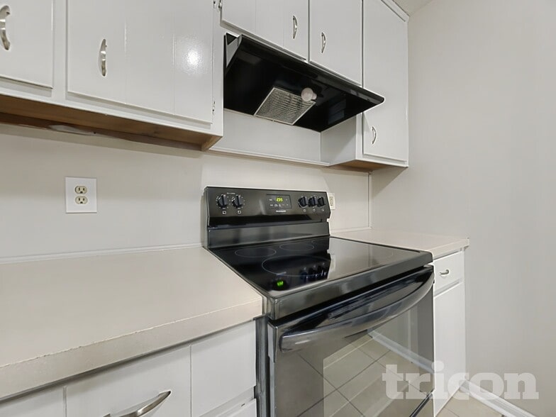 Building Photo - 3959 Grove Trail